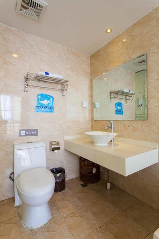 גואנגג'ואו 7 Days Inn מראה חיצוני תמונה